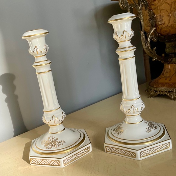 Ceramic Candlesticks  Cream with gold accent. Made in Italy. - Picture 6 of 6